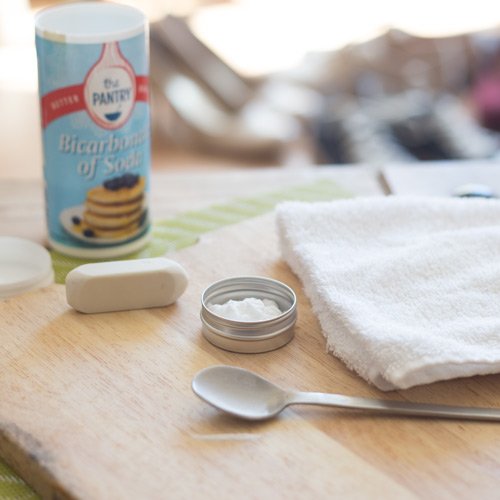 Baking Soda Eraser - Hacks to Fix the Shoes you Never Wear